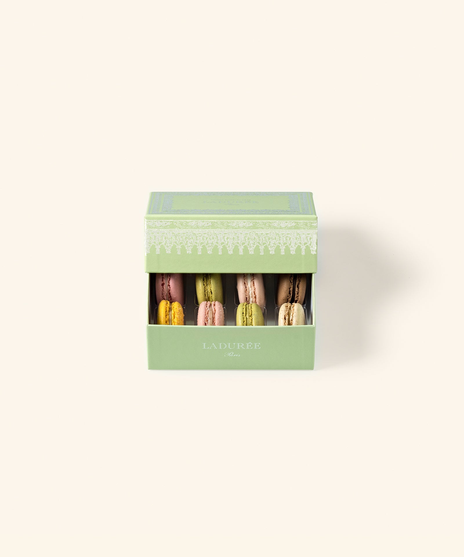 Customisable macaron box – Ladurée